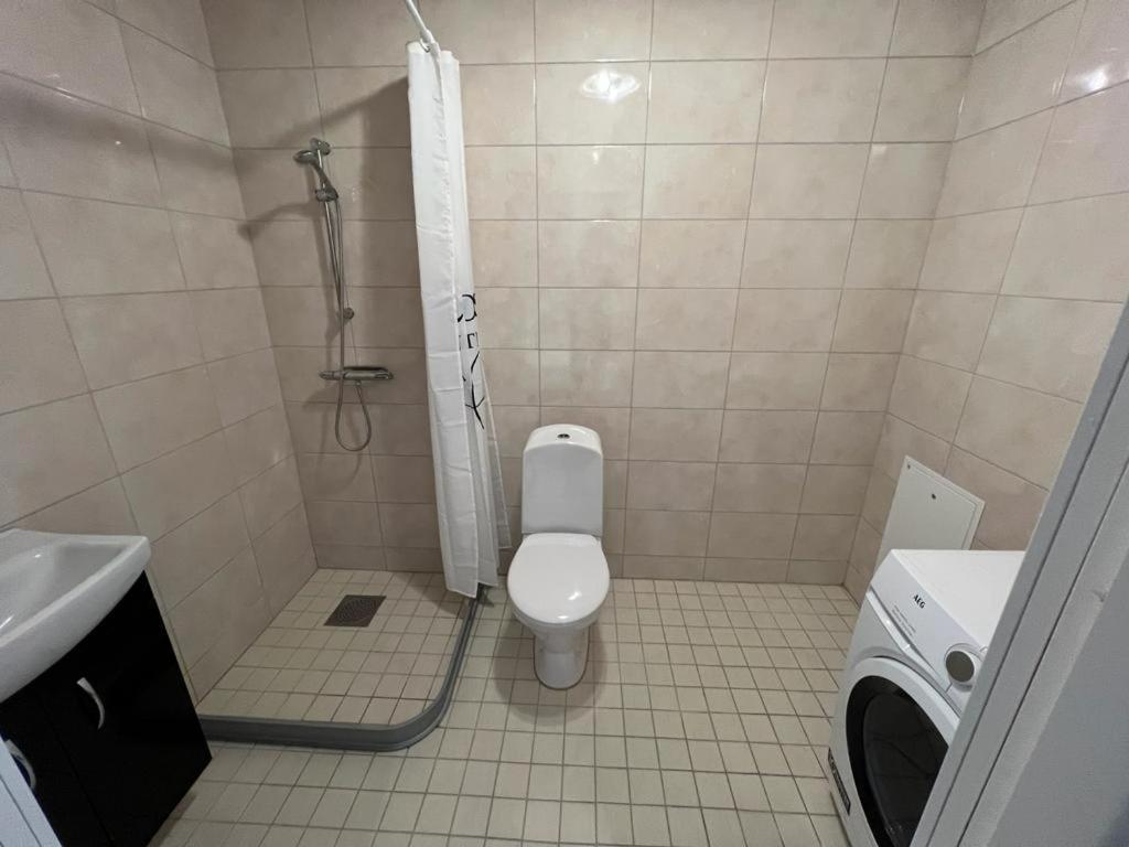 Newly Furnished Apartment Close To Beach. Abbekas ภายนอก รูปภาพ